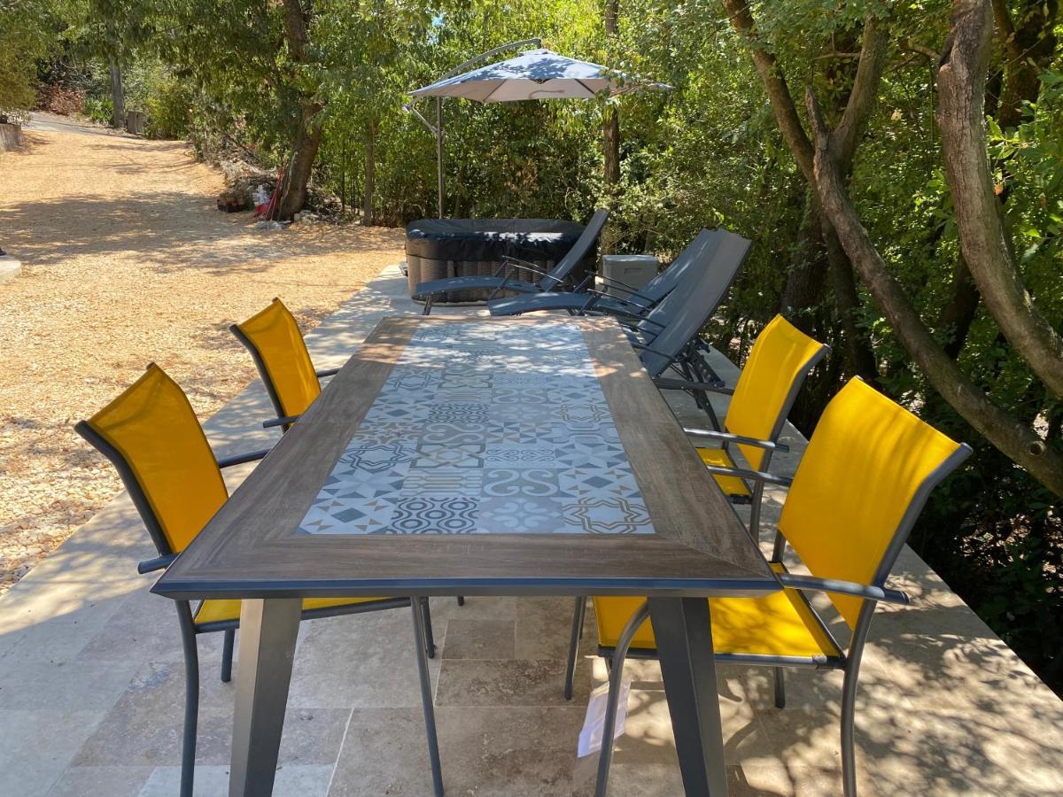 Appartement De Charme Avec Jaccusi Vezenobres Εξωτερικό φωτογραφία