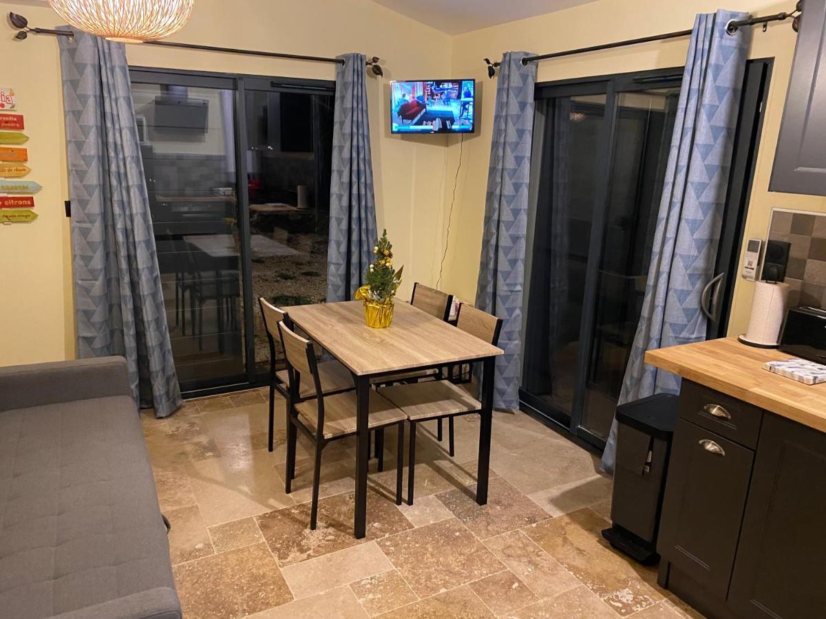 Appartement De Charme Avec Jaccusi Vezenobres Εξωτερικό φωτογραφία